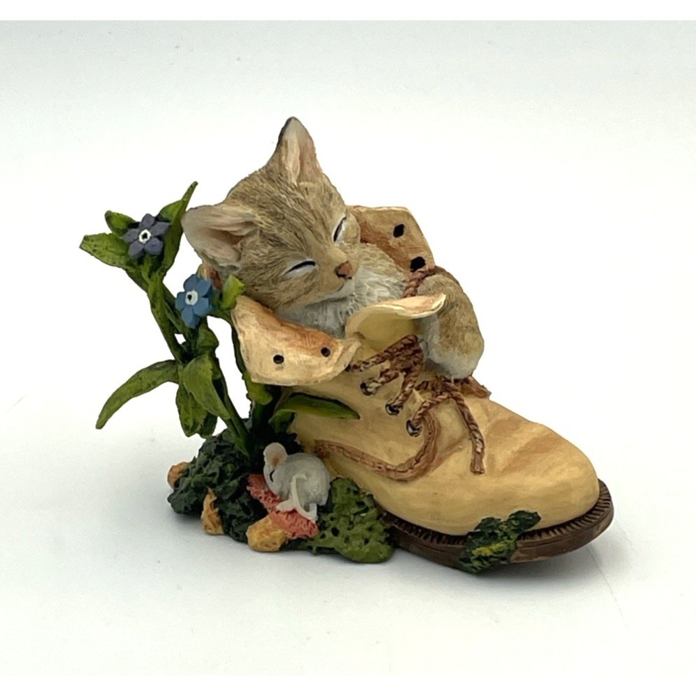 Lenox Sweet Dreamers Cat Figurine‎ Cat & Mouse Sleeping Boot 2004